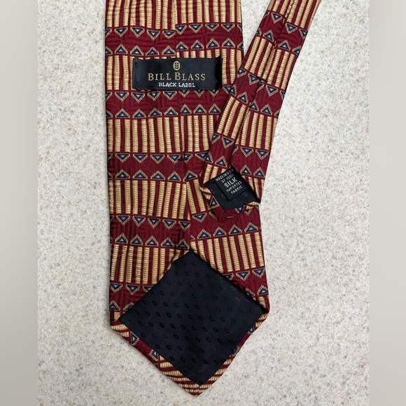 Bill Blass Black Label Silk Gold Burgundy 58” Long 4” Wide - Picture 3 of 6